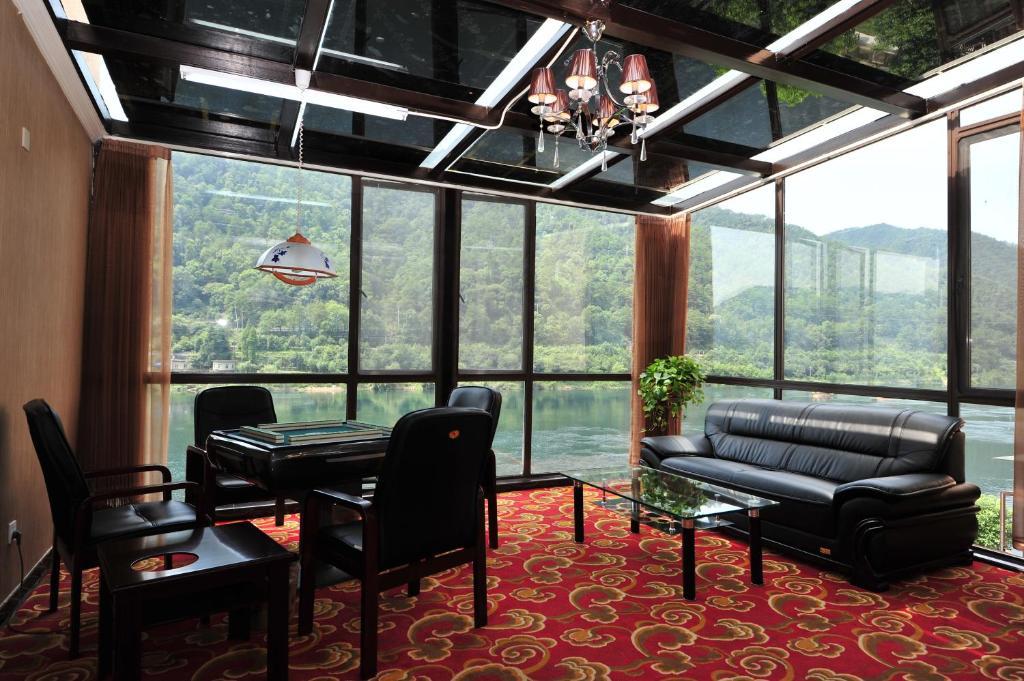 Jiande Yinyuan Hotel Tangcun Exterior foto